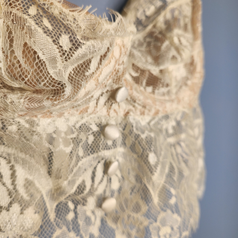 Longline Bra + Panty in Cream With Lots Of Lace (Boutique European Brand)